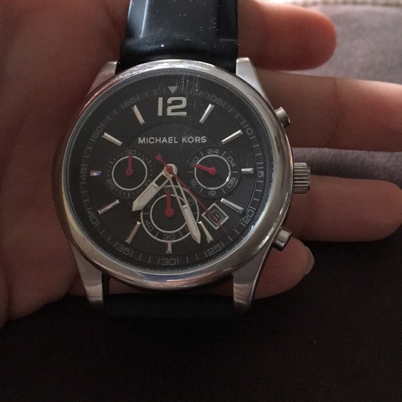 Michael Kors watch - Picture 1 of 2